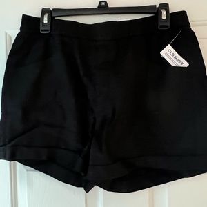 Old Navy shorts. Size Med. NWT